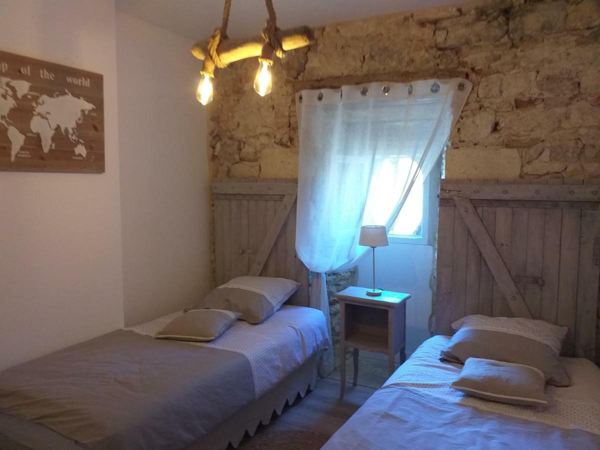 Appartement Au Coeur Du Perigord 维勒雷阿勒 外观 照片